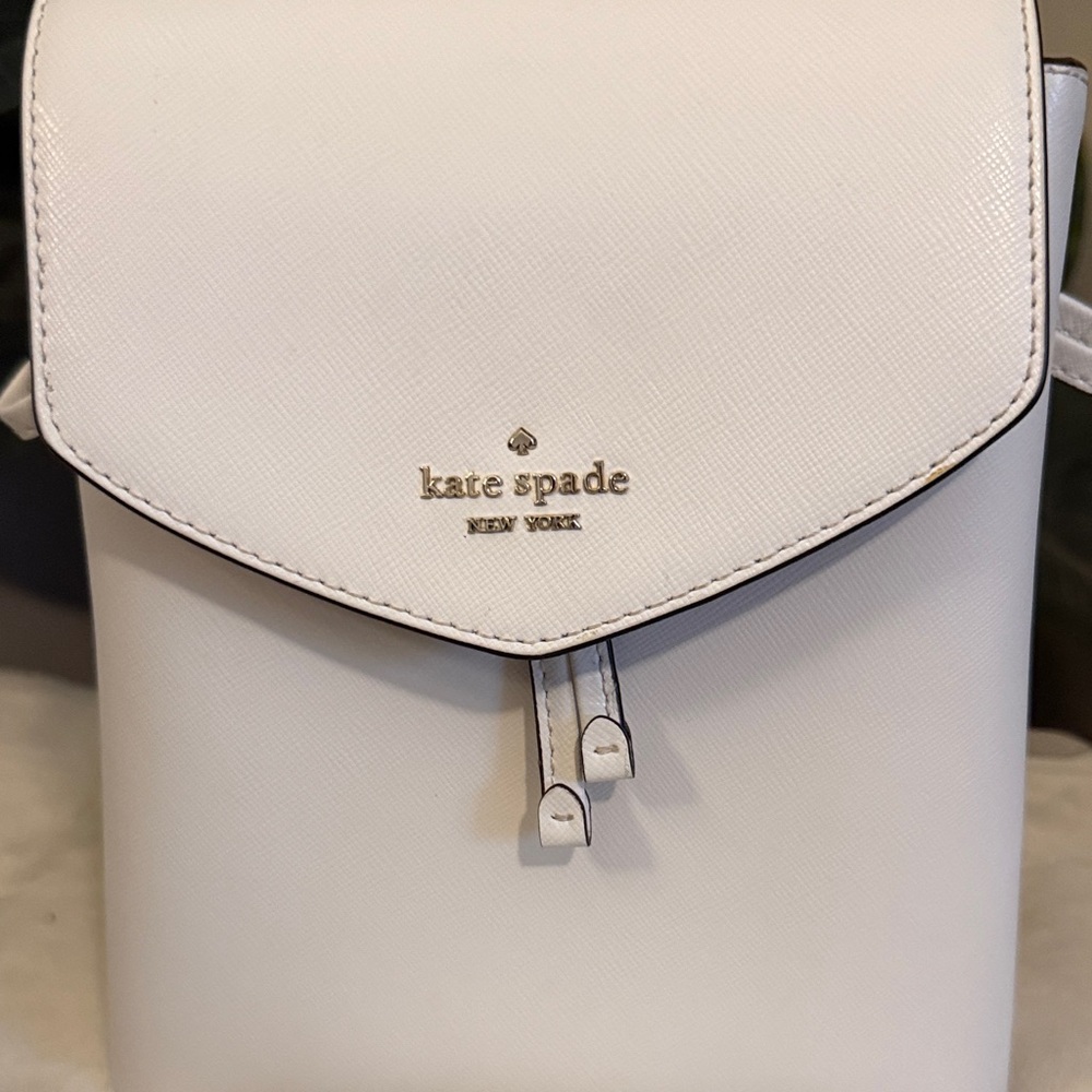 Kate Spade Elegant White Mini Backpack EUC - Picture 2 of 6